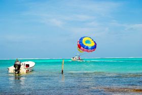Ambergris Caye parasailing – Best Places In The World To Retire – International Living